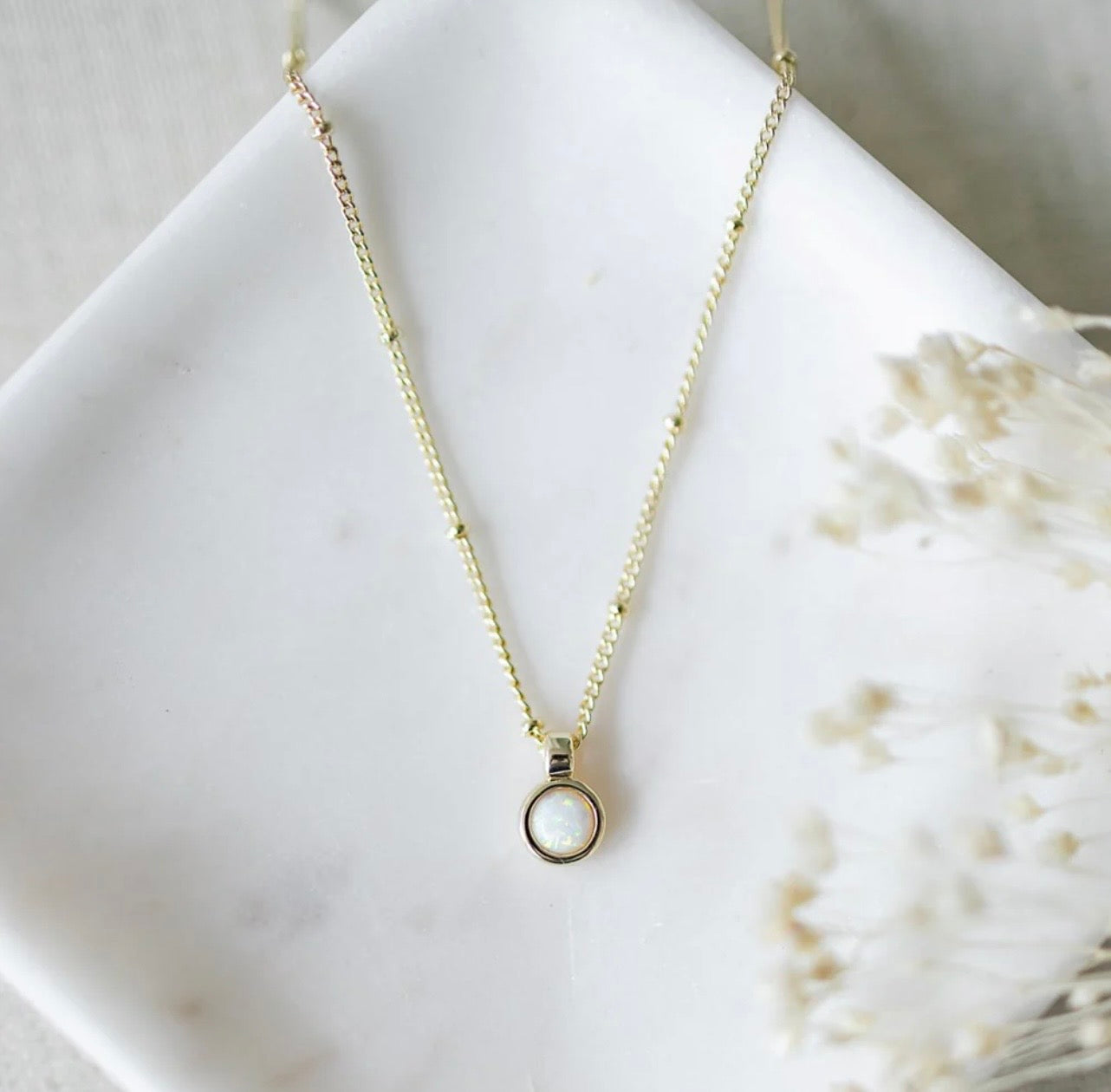 Ona Necklace