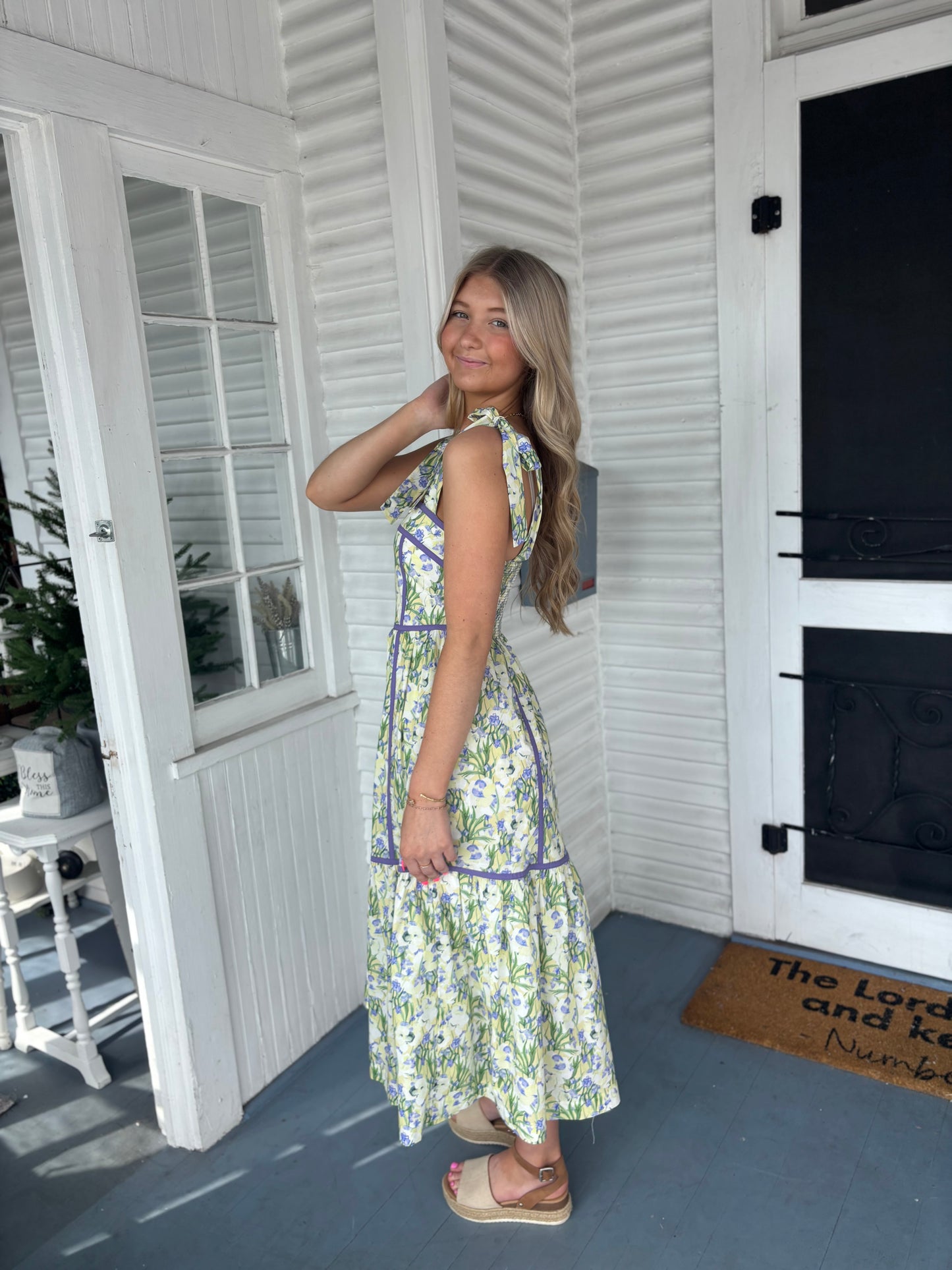 Contrast Piping Floral Maxi