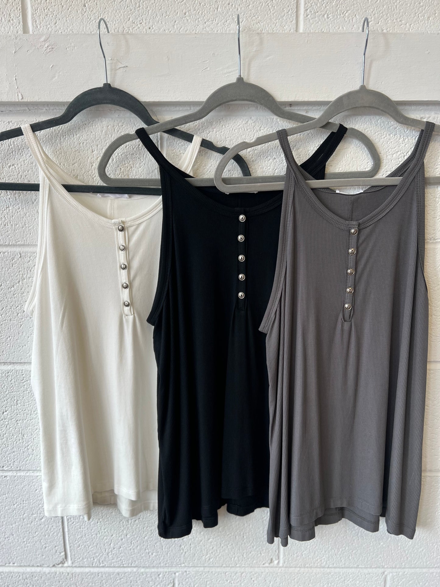 Ribbed Button Tank