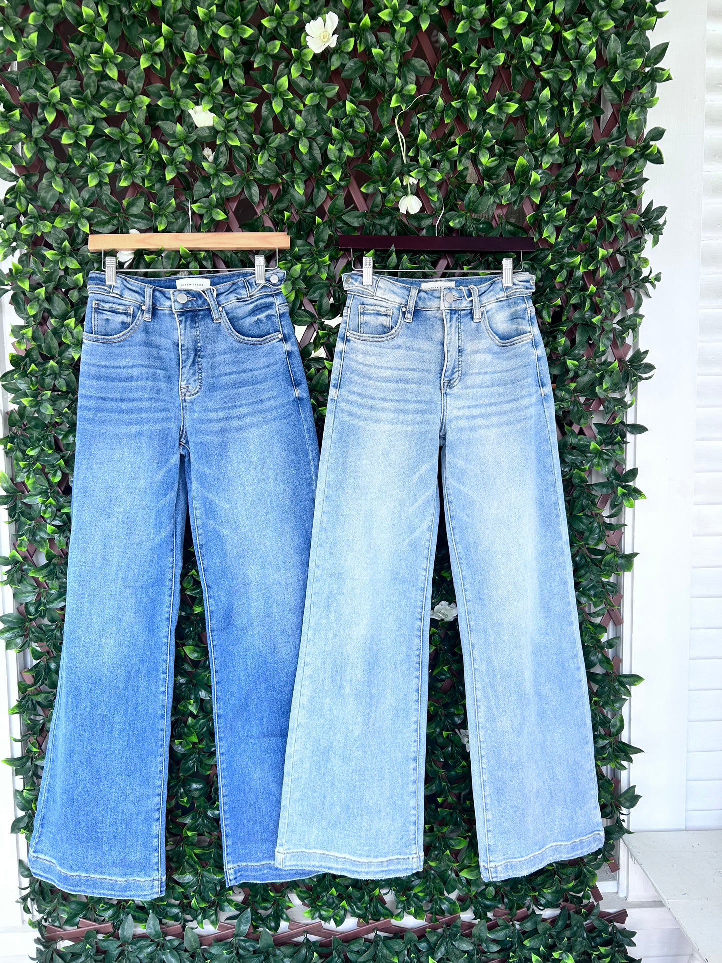 TC HR Wide Leg Adjustable Waist Jean