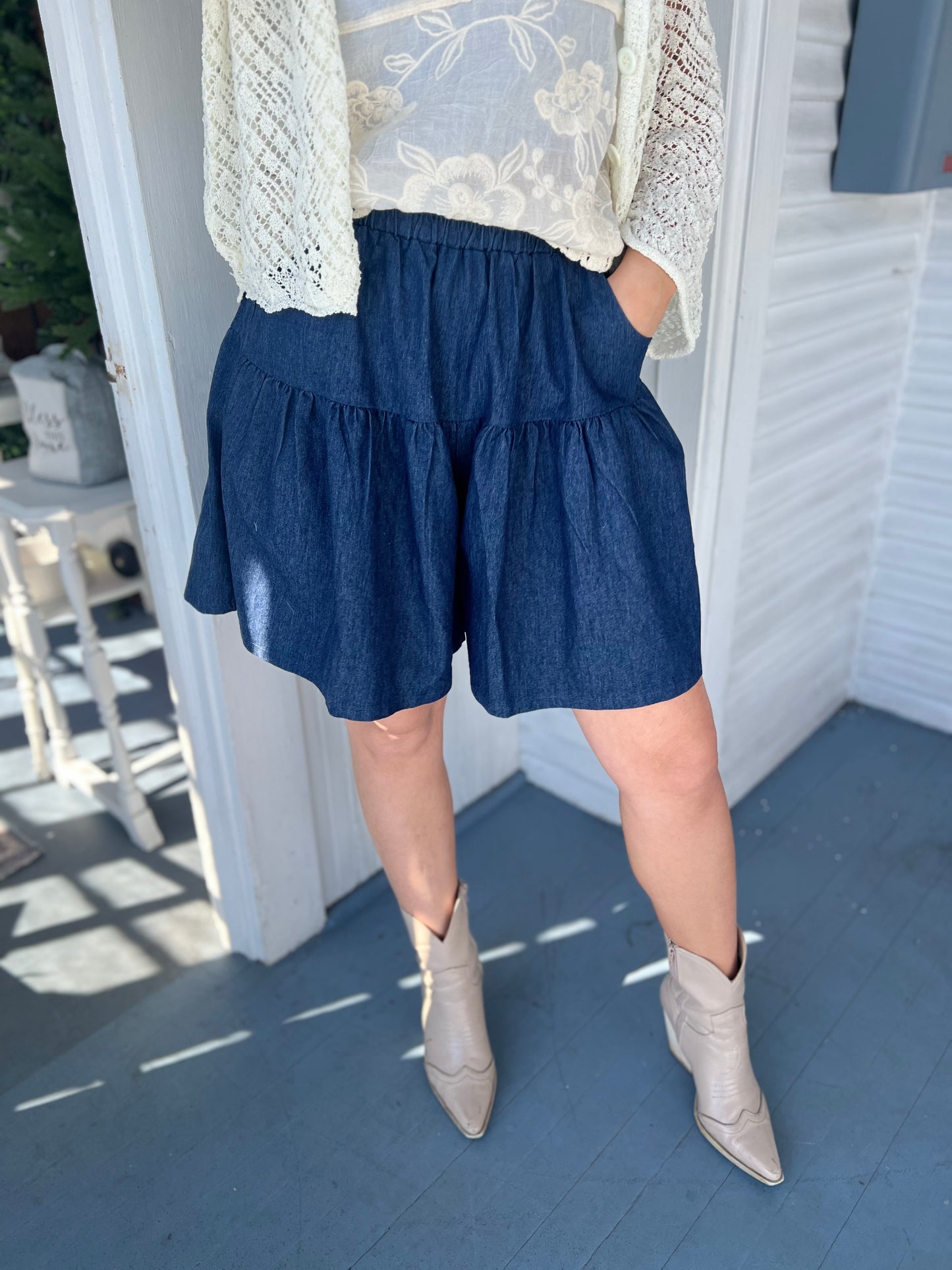 Elastic Waist Denim Shorts