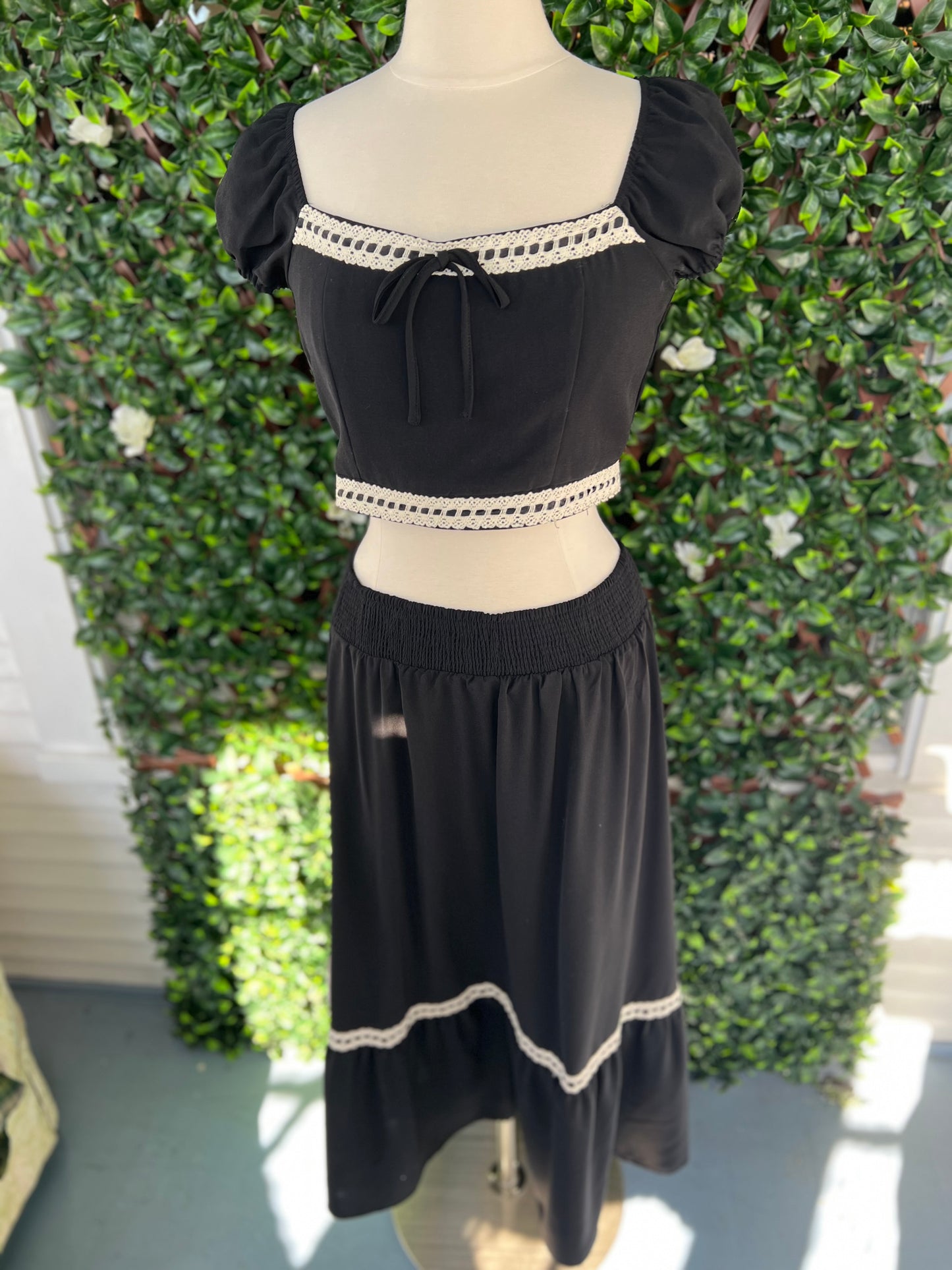 Black Crochet Detailed Skirt