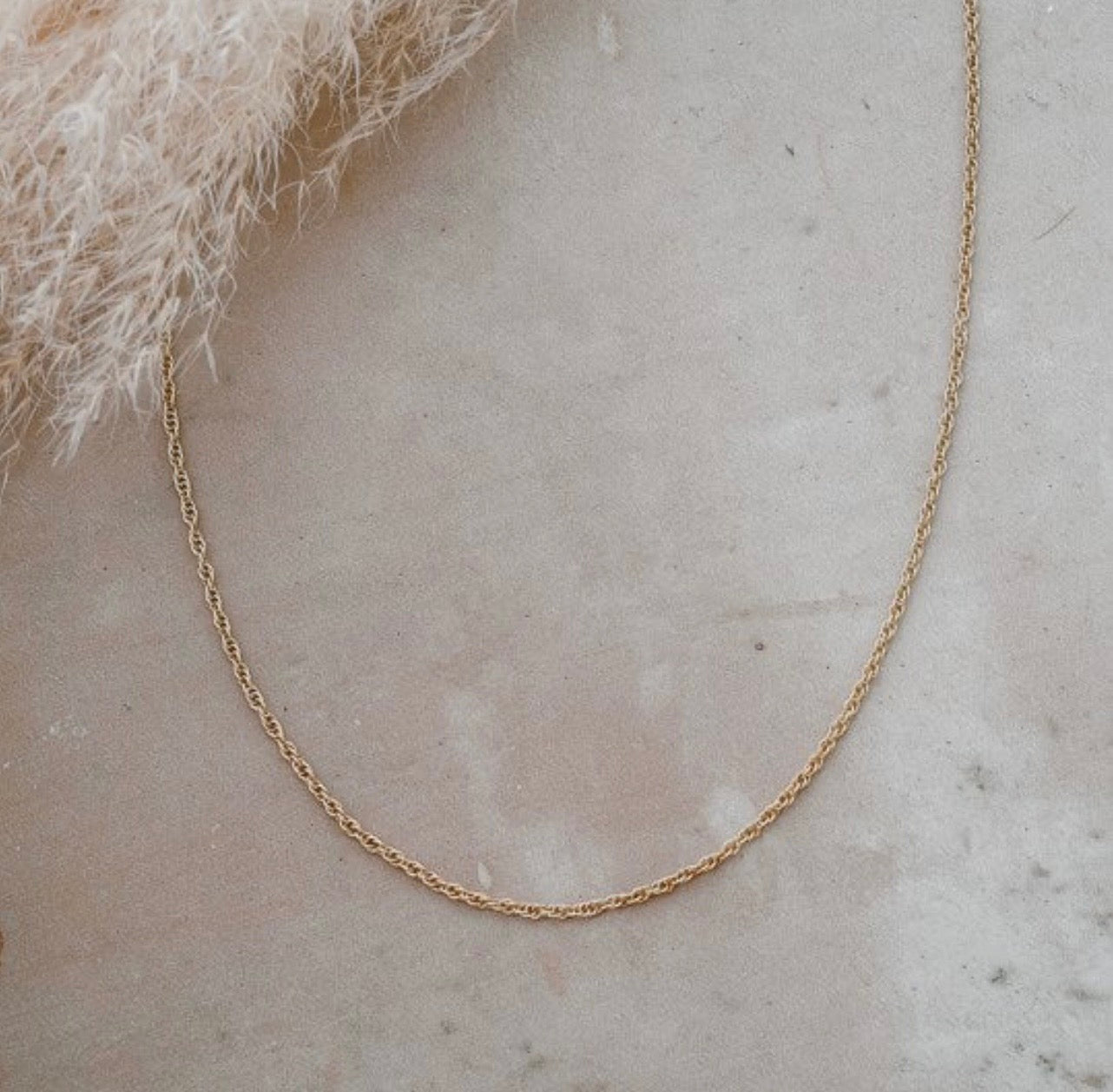 Lola Layering Chain