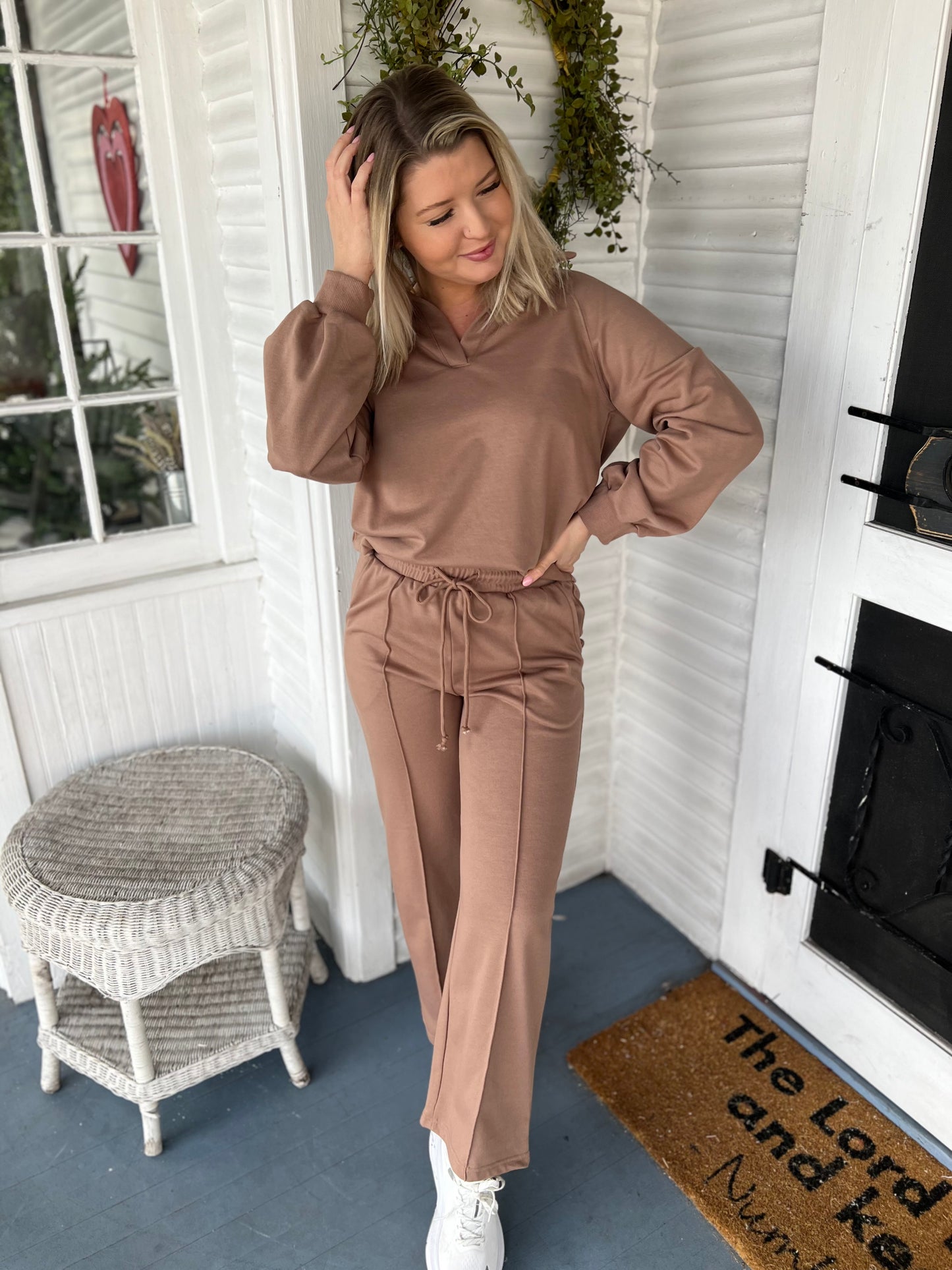 Pintuck Detail Lounge Set