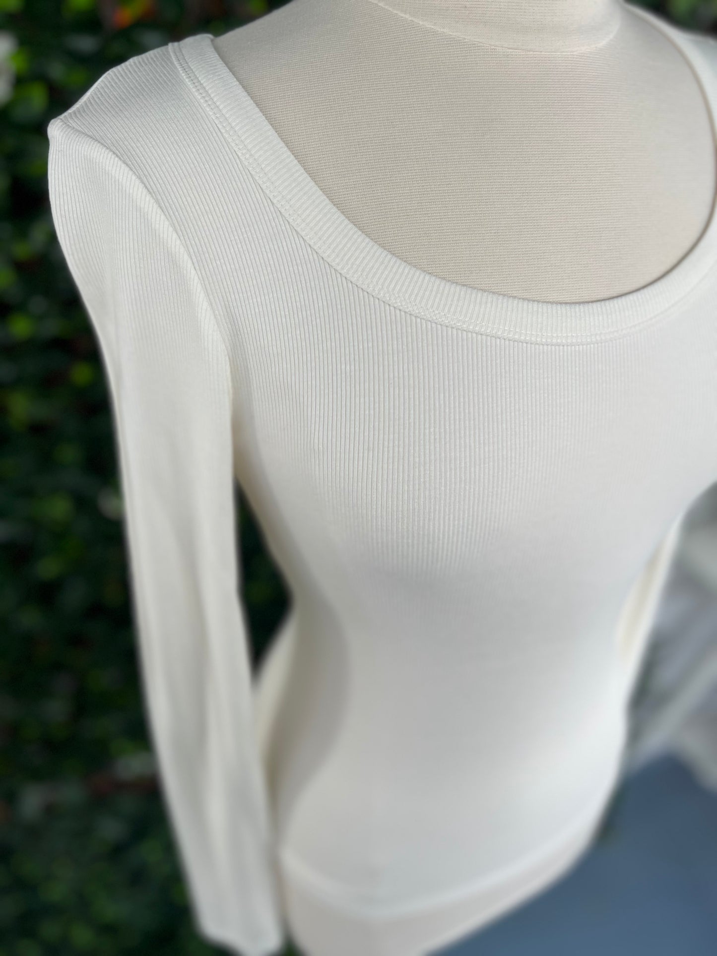 Ribbed Scoop Neck Top