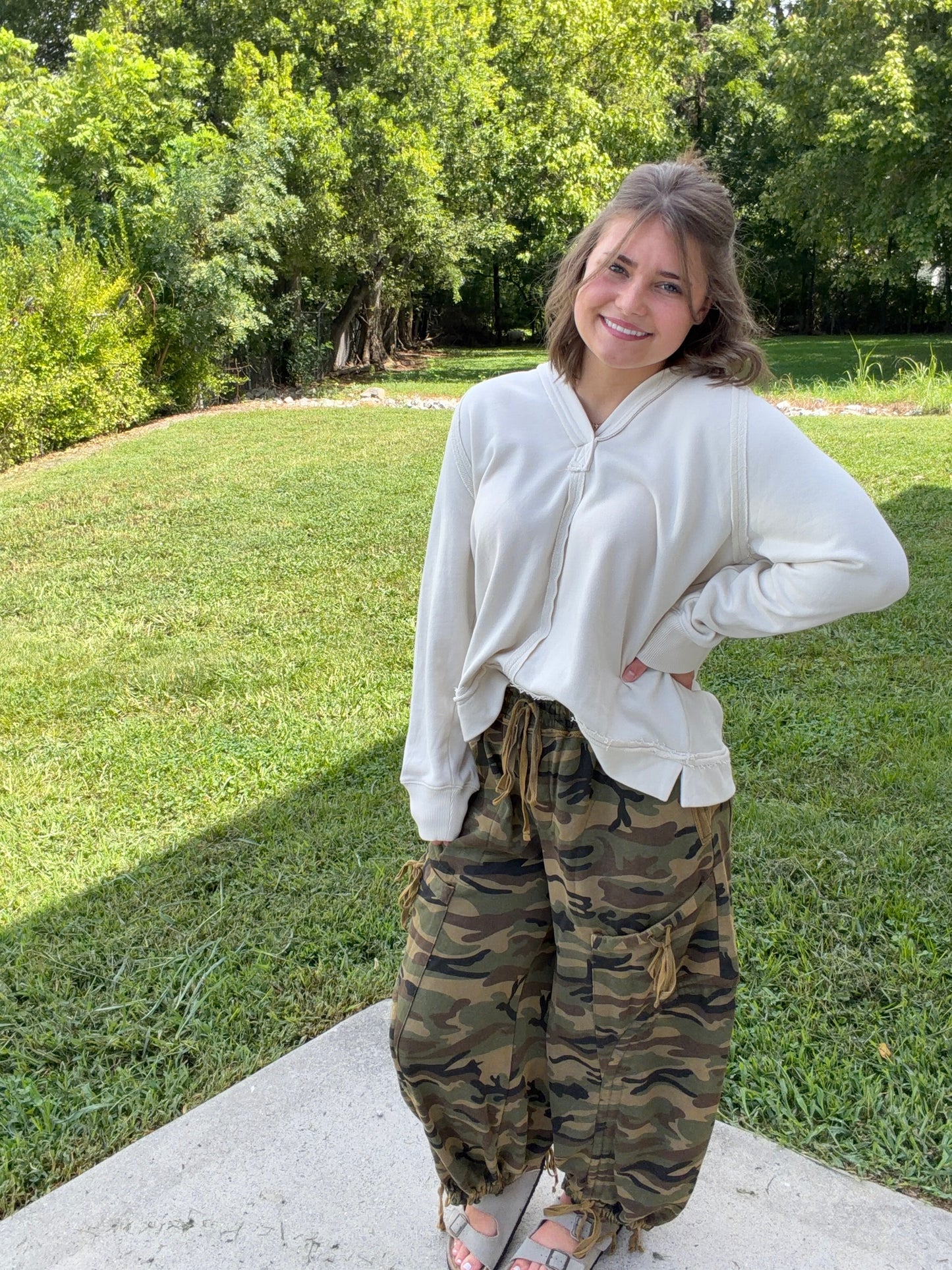 Camo Cargo Pocket Balloon Pants