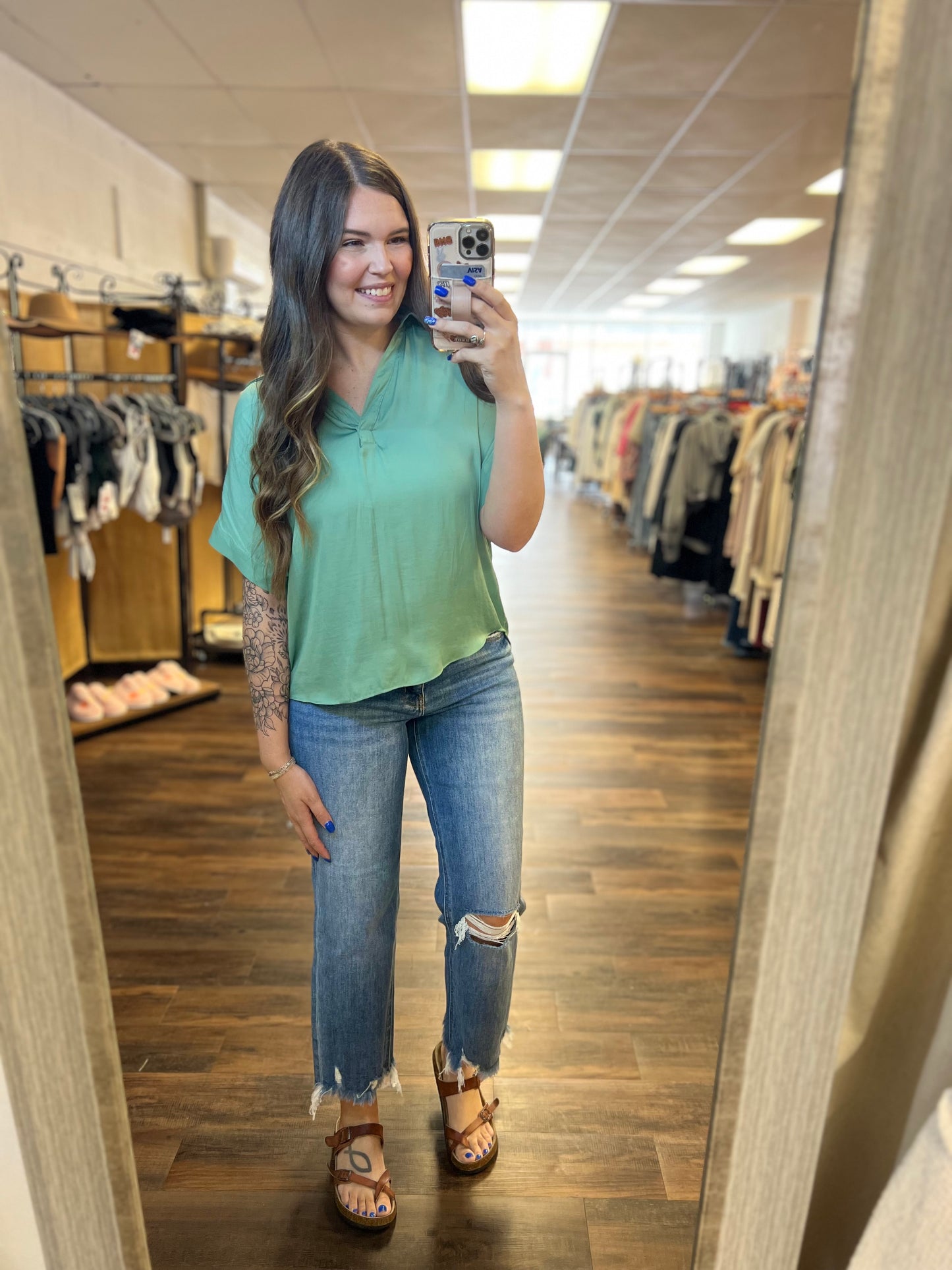 SS Collared Vneck Blouse