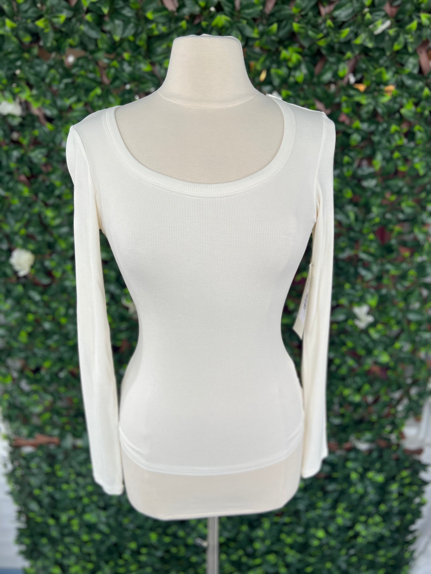 Ribbed Scoop Neck Top