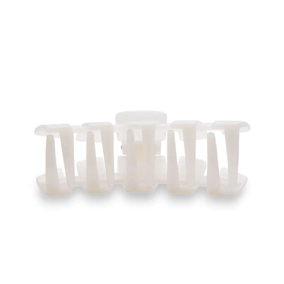 Classic Coconut White Claw Clip