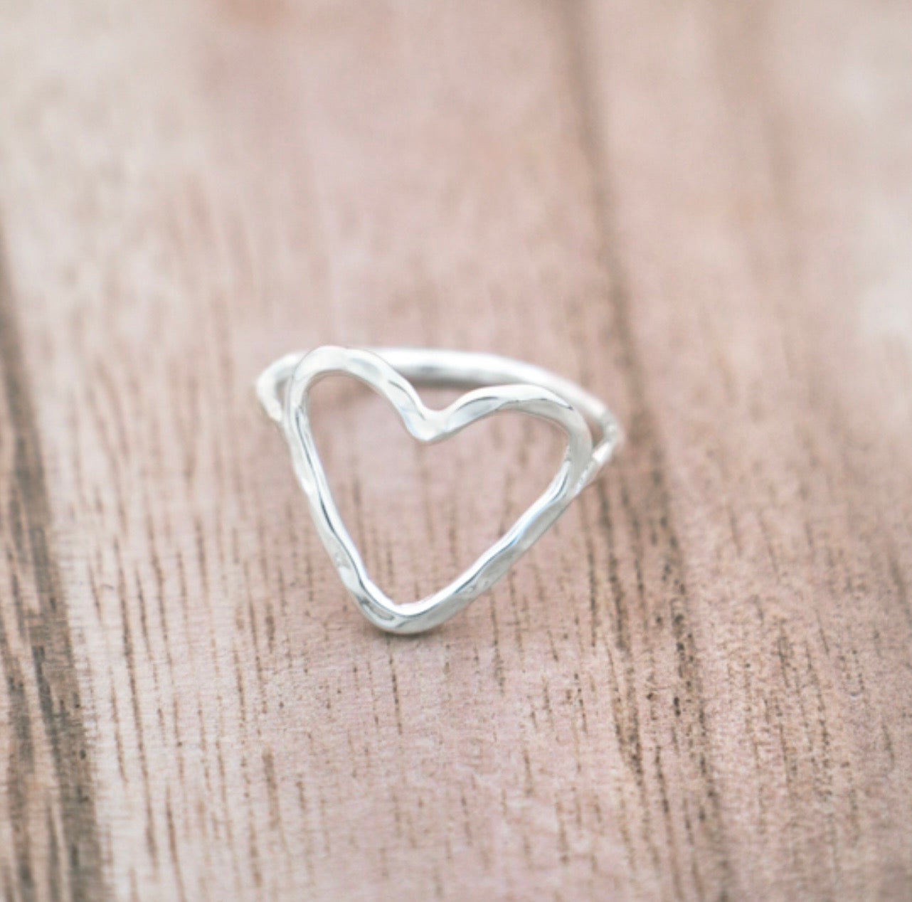 Amore Ring