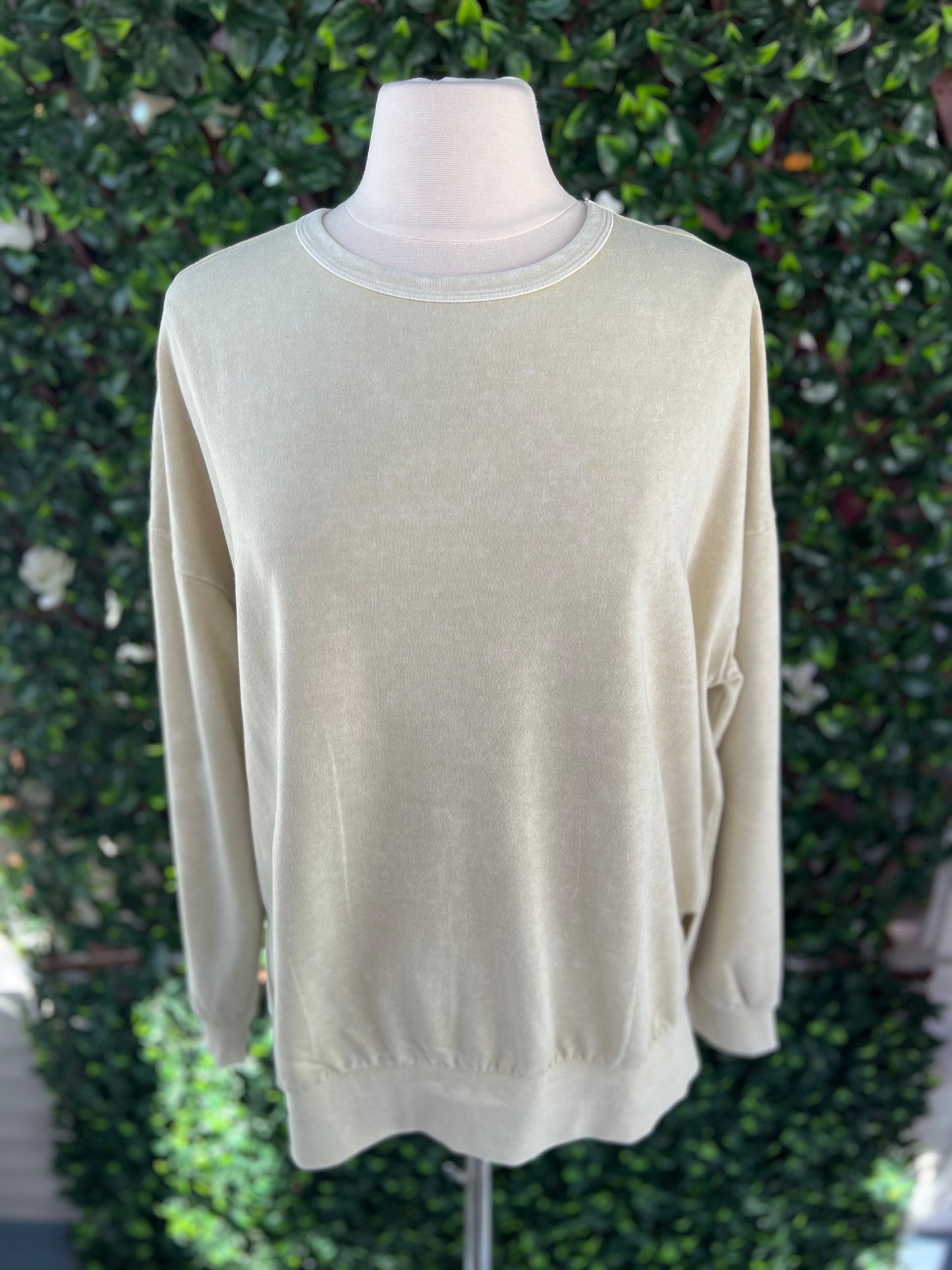 Mineral Wash LS Pullover