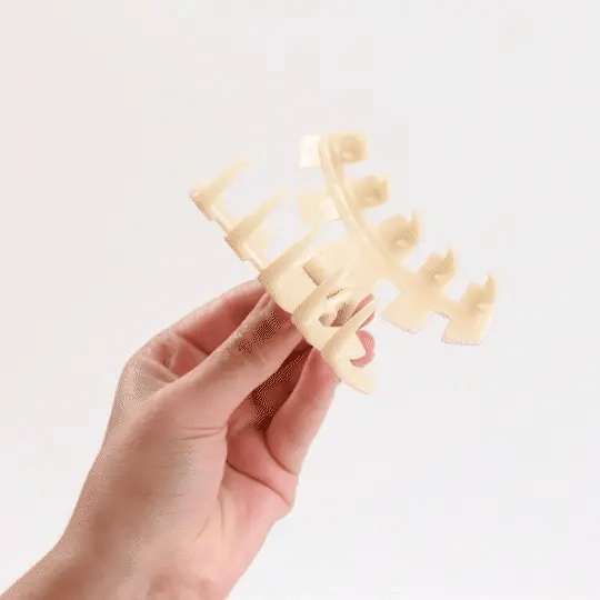 Classic Tortoise Claw Clip