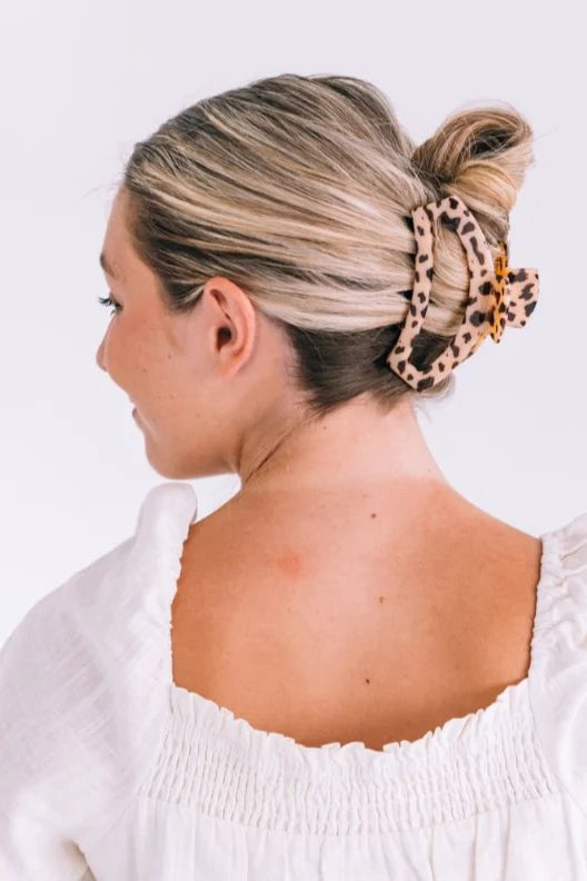 Open Blonde Tortoise Hair Clip