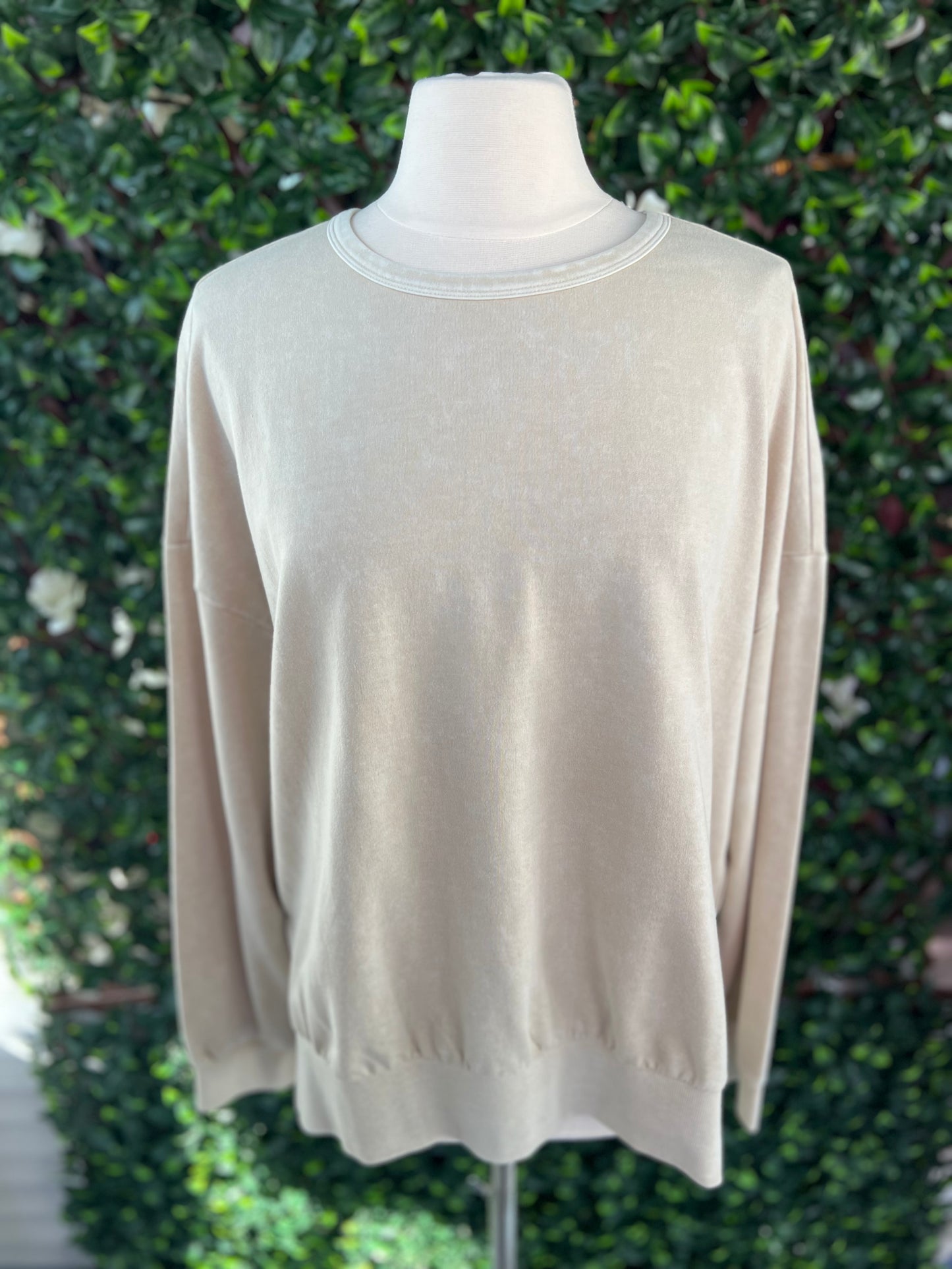 Mineral Wash LS Pullover