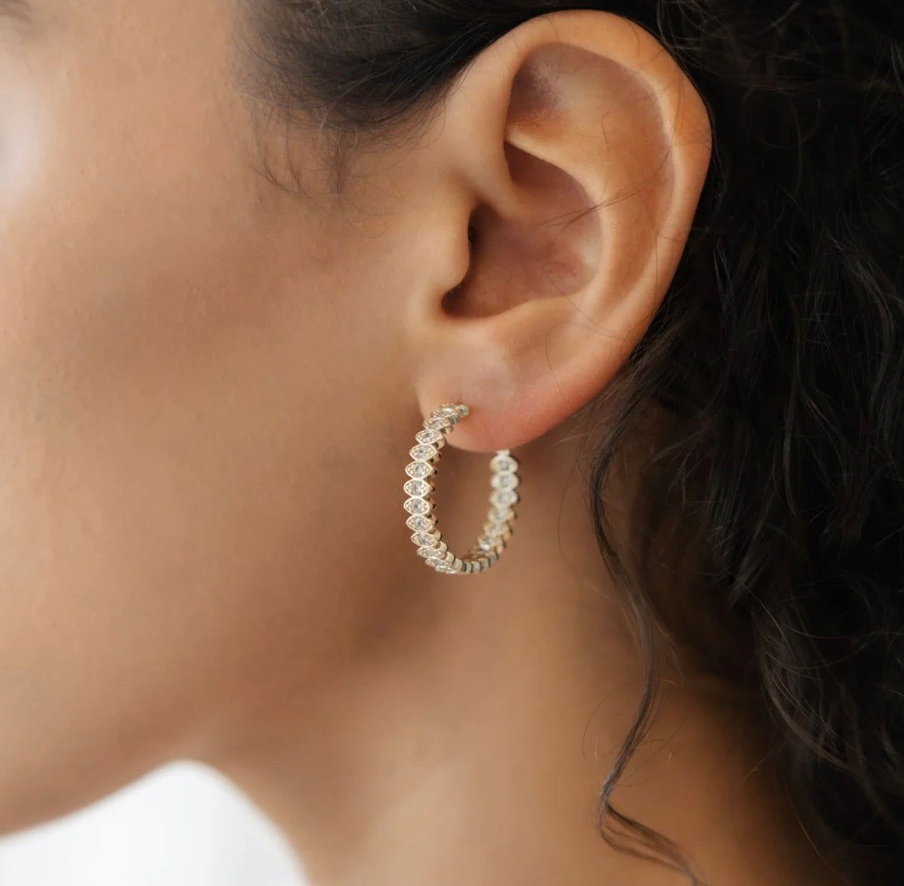 Front & Centre Hoops
