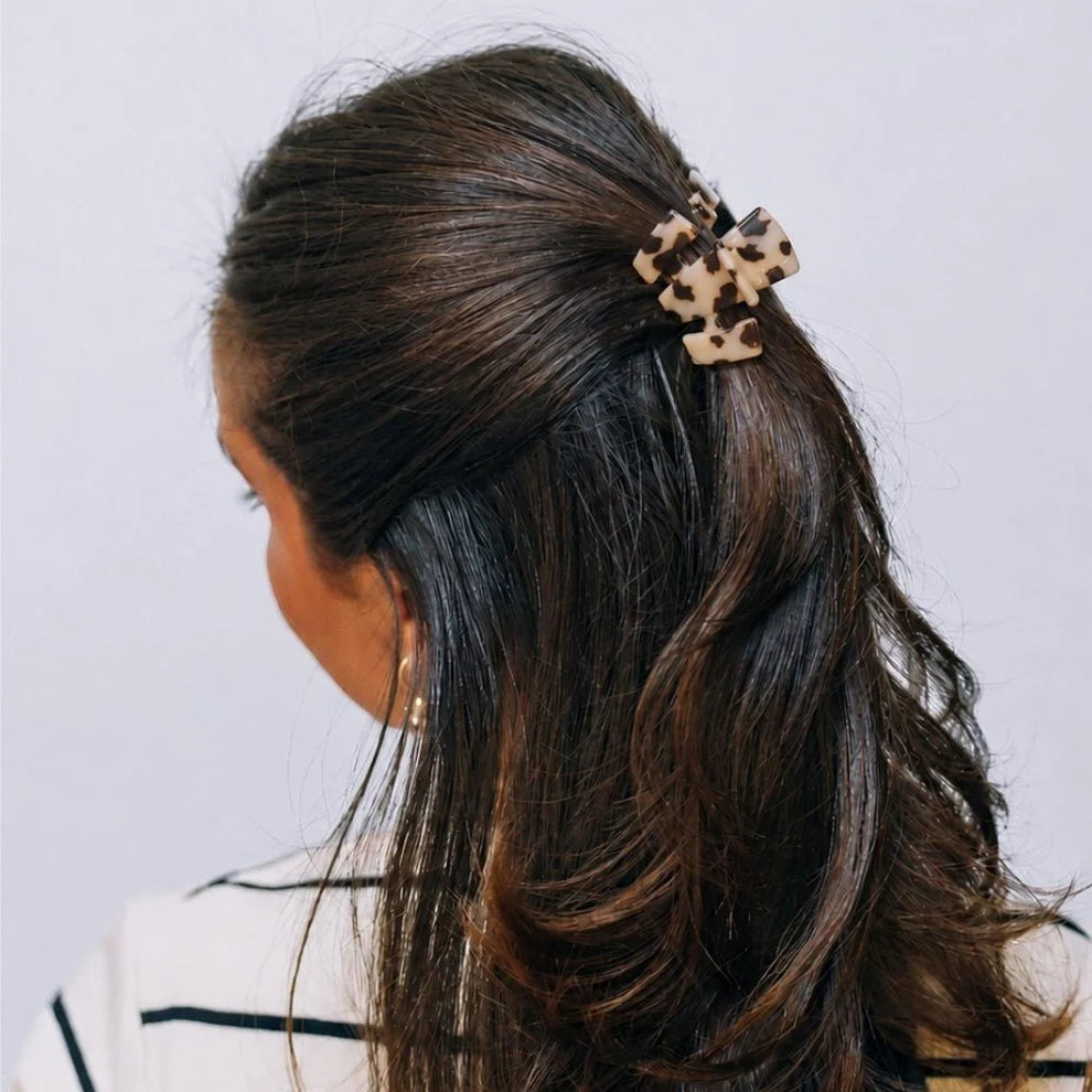 Classic Blonde Tortoise Claw Clip