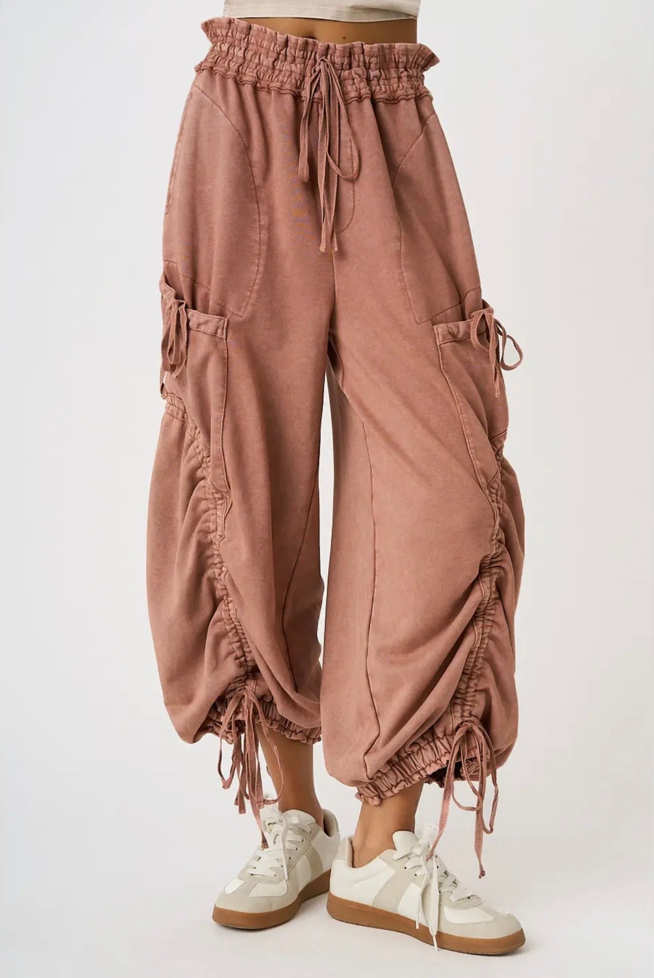 Mineral Washed Drop Pocket Balloon Pants