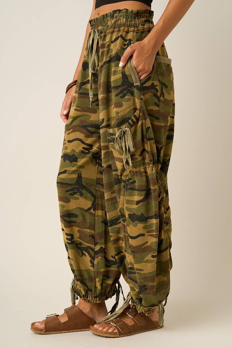 Camo Cargo Pocket Balloon Pants