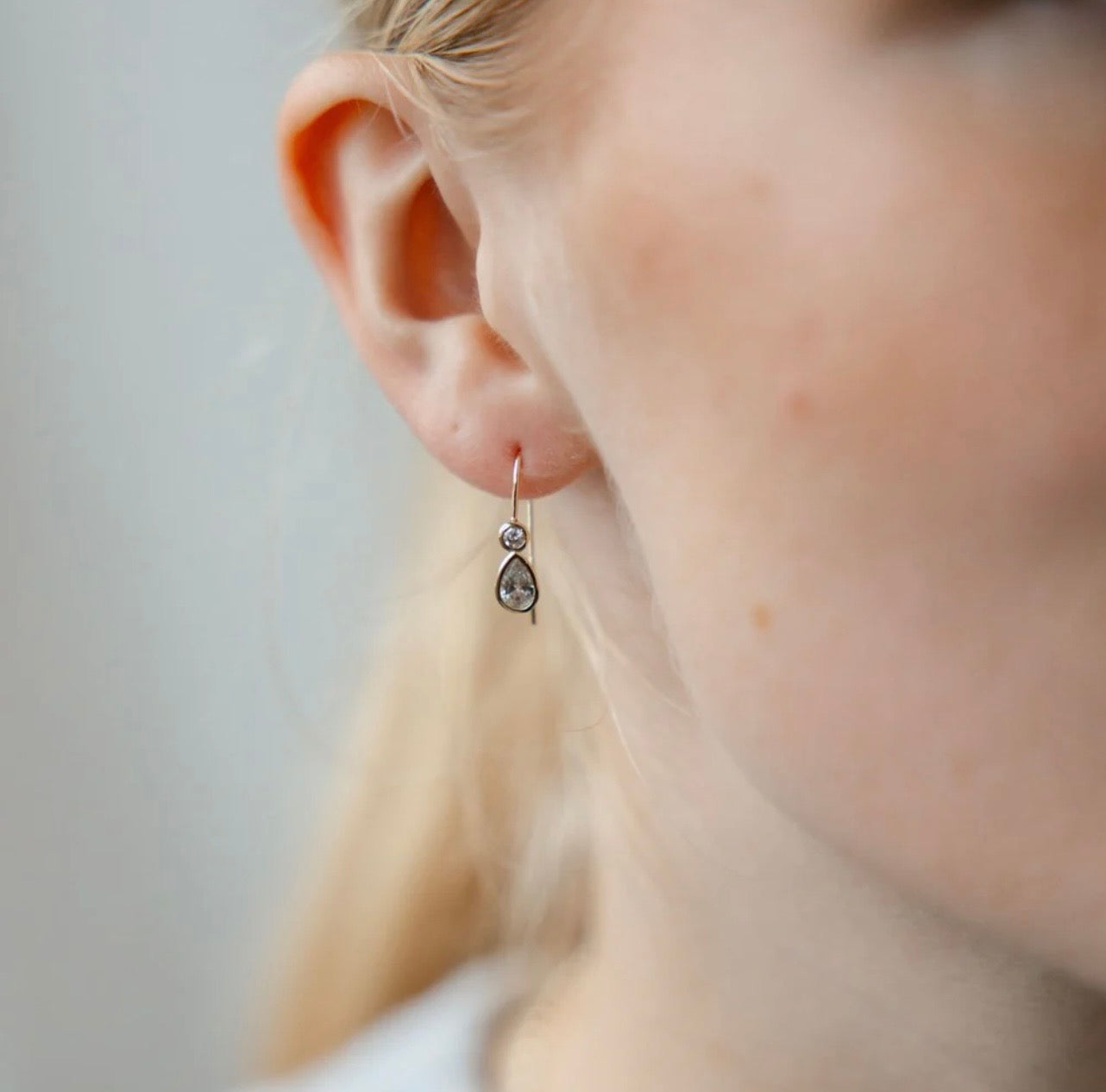 Aura Earrings