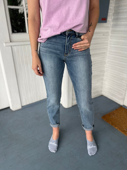 Mid Rise Slim Fit
