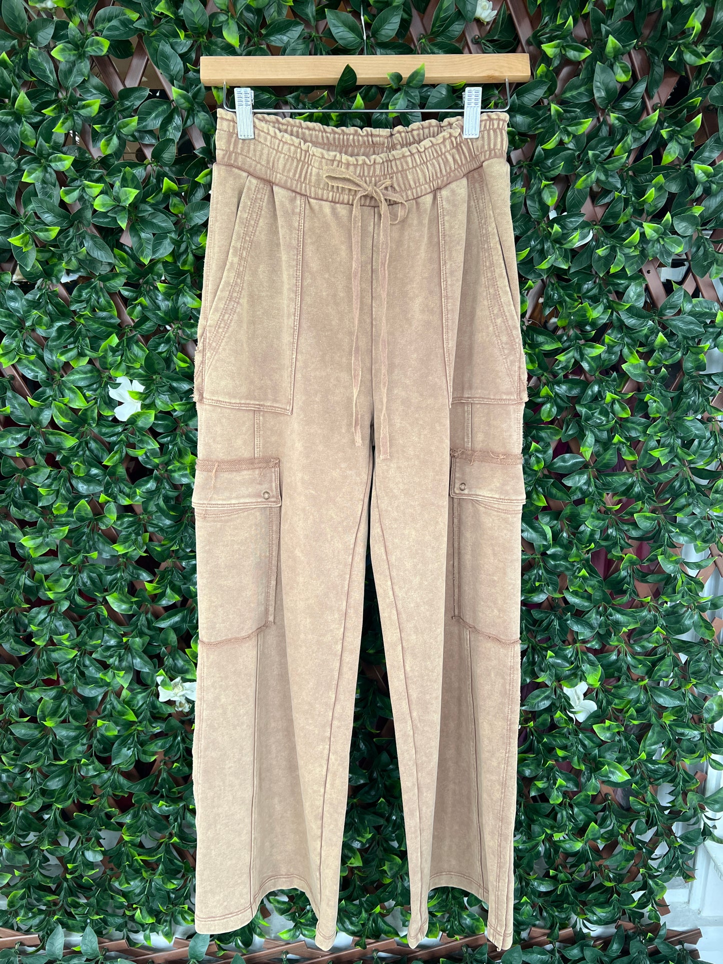 Wide Leg Cargo Sweatpants