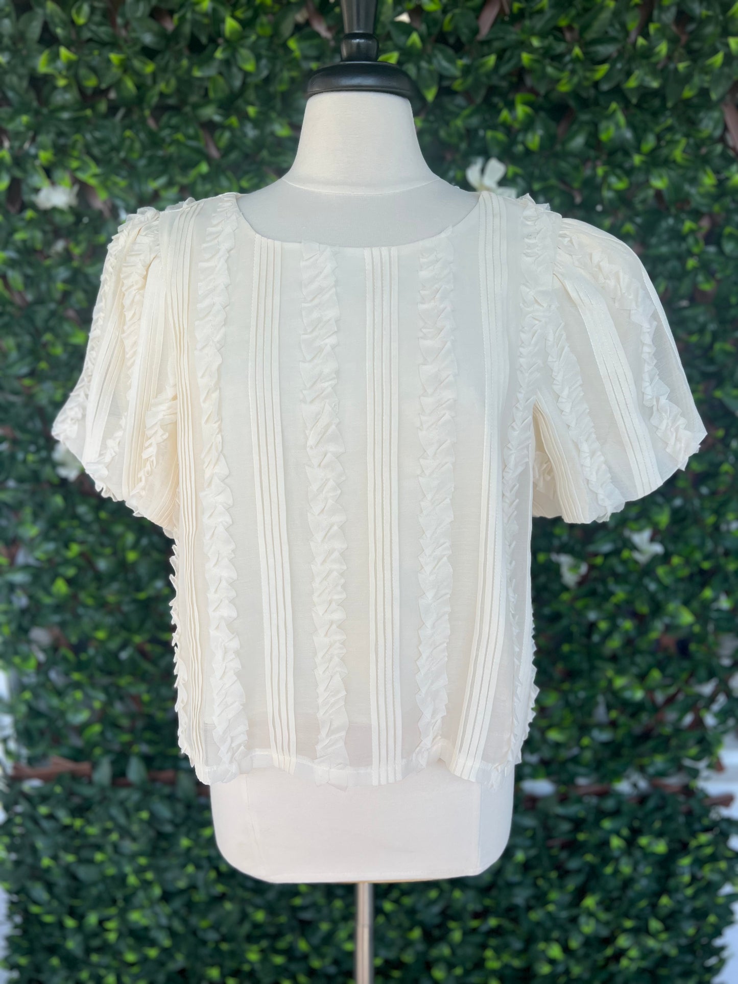 Cream Ruffle/Pleated Detail Blouse