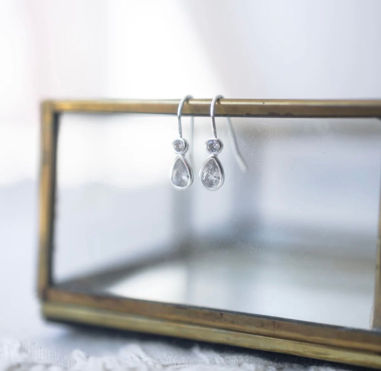 Aura Earrings