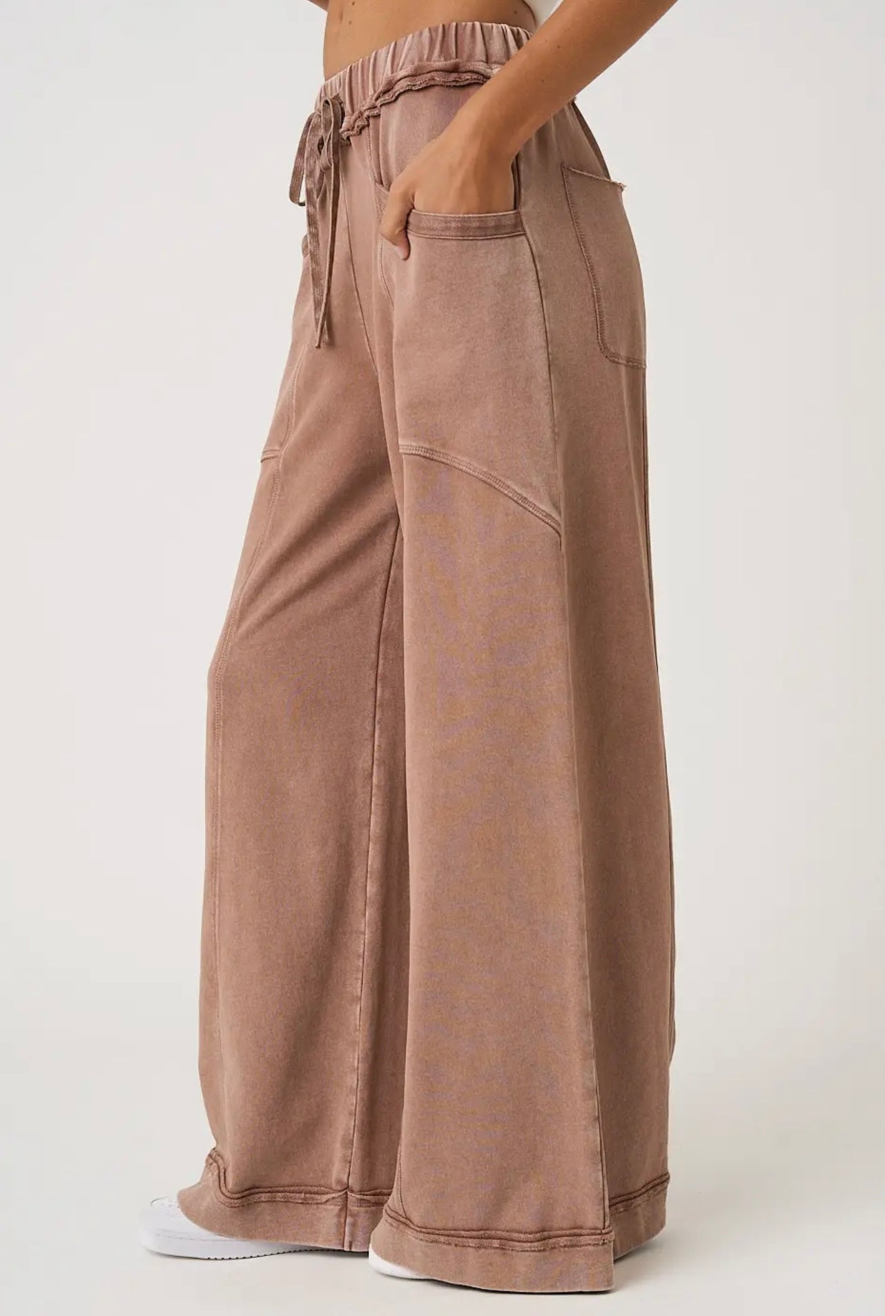 Wide Leg Stitch Seam Detail Pants