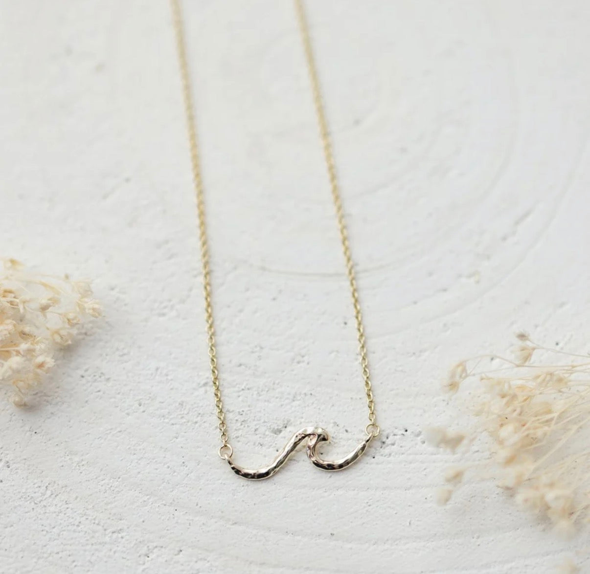 Tiny Wave Necklace