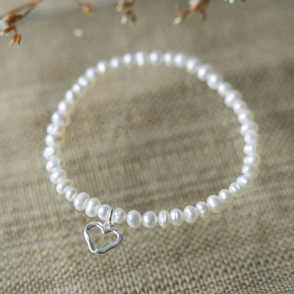 Amore Pearly Bracelet