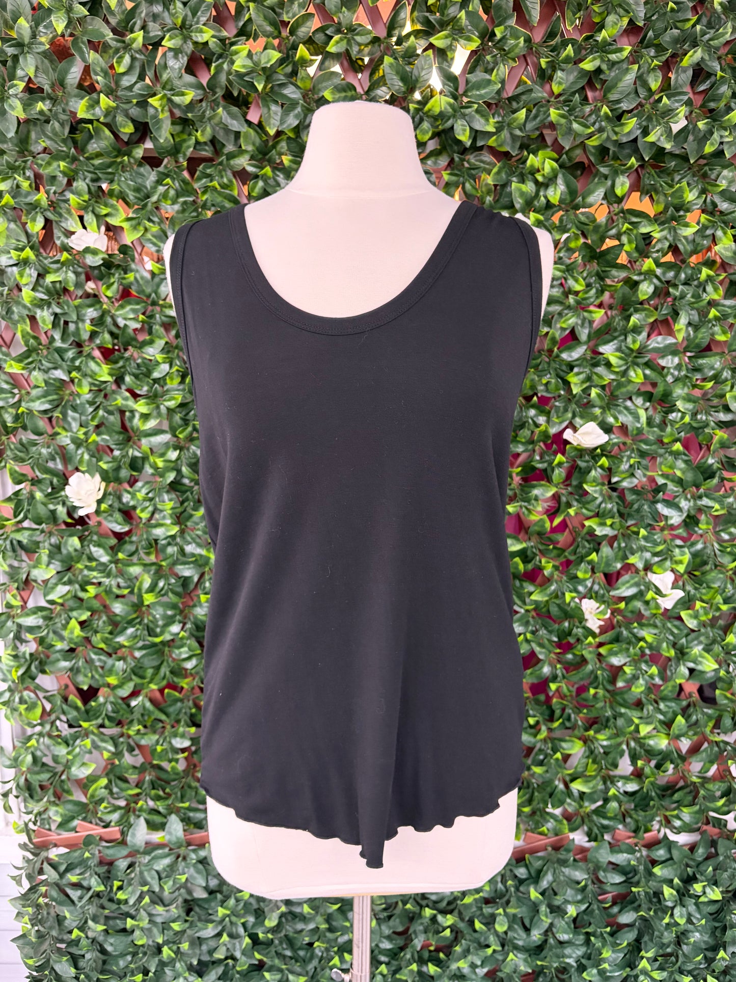 Relaxed Fit Scoop Tunic Tank