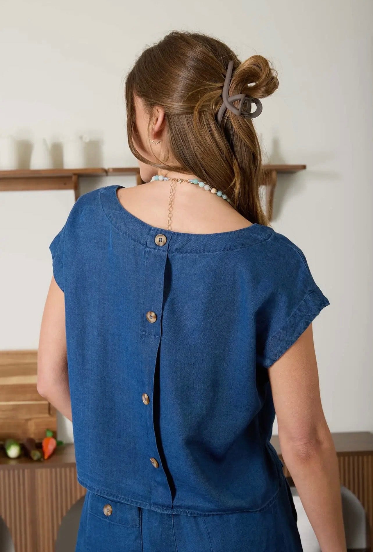 Dark Chambray SS Back Button Top
