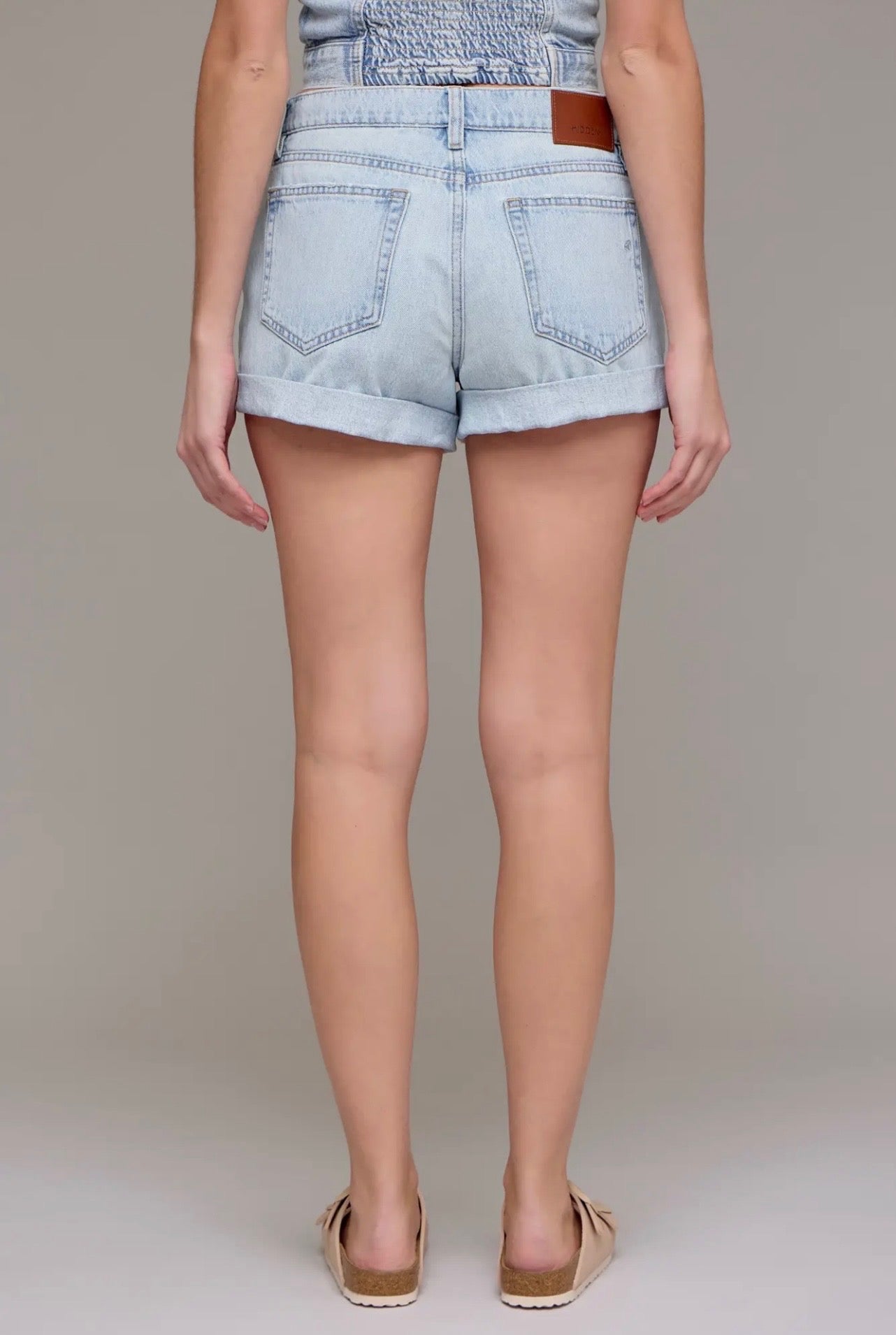 Cuffed Hem Relaxed Shorts