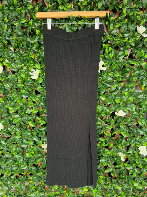 Black Ribbed Pencil Skirt