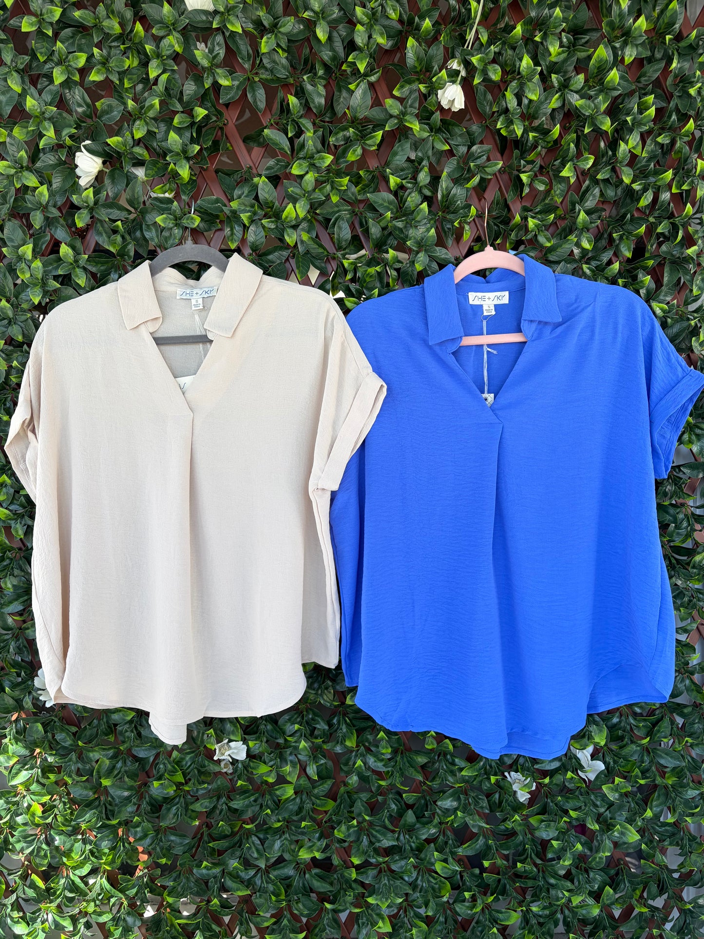 Airflow Collared Vneck Top