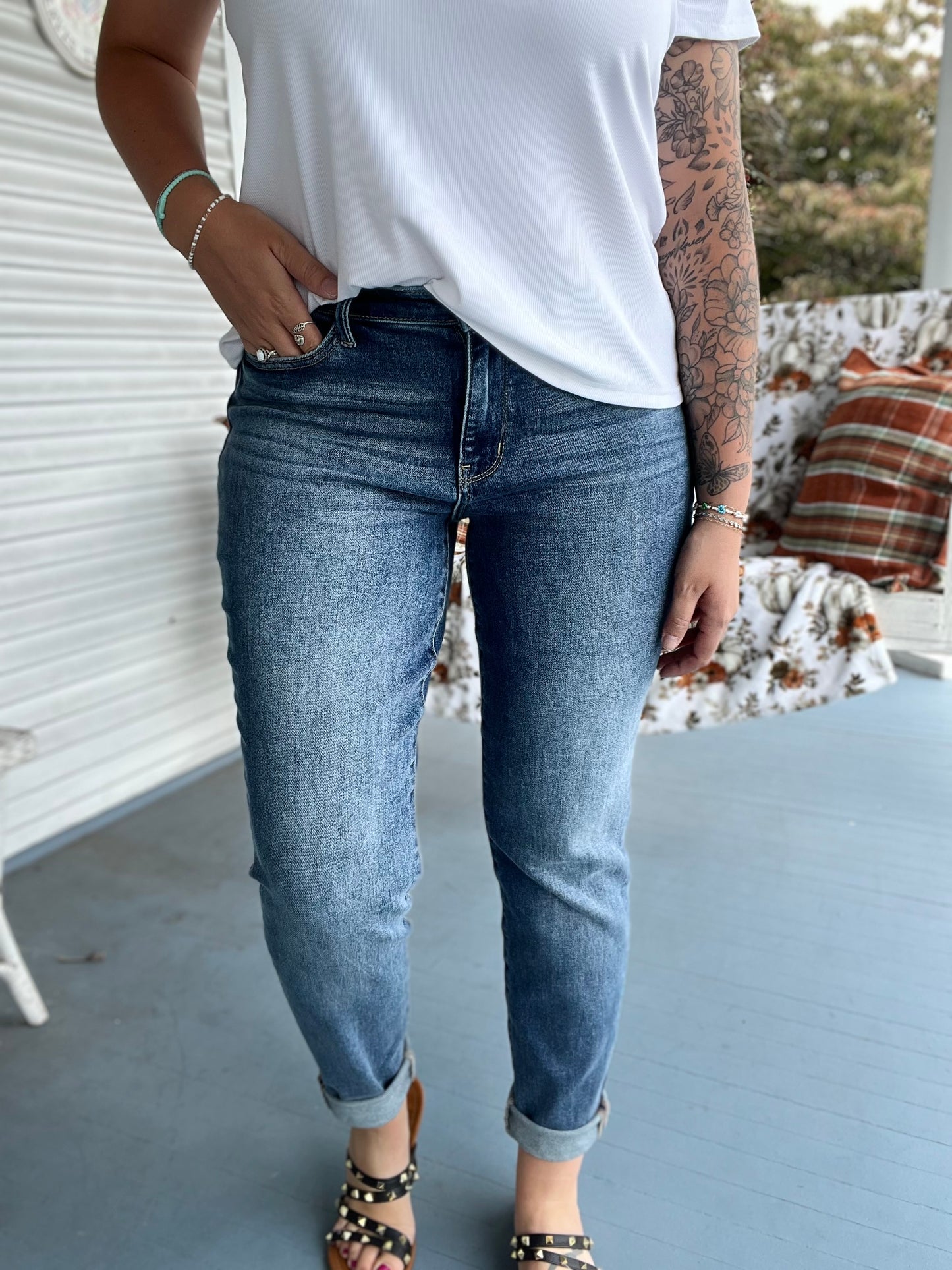 Mid Rise Boyfriend Fit Jeans