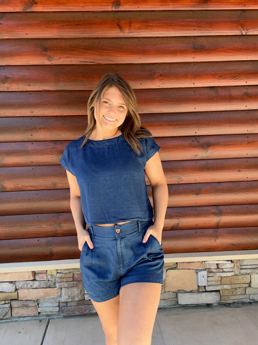Dark Chambray SS Back Button Top