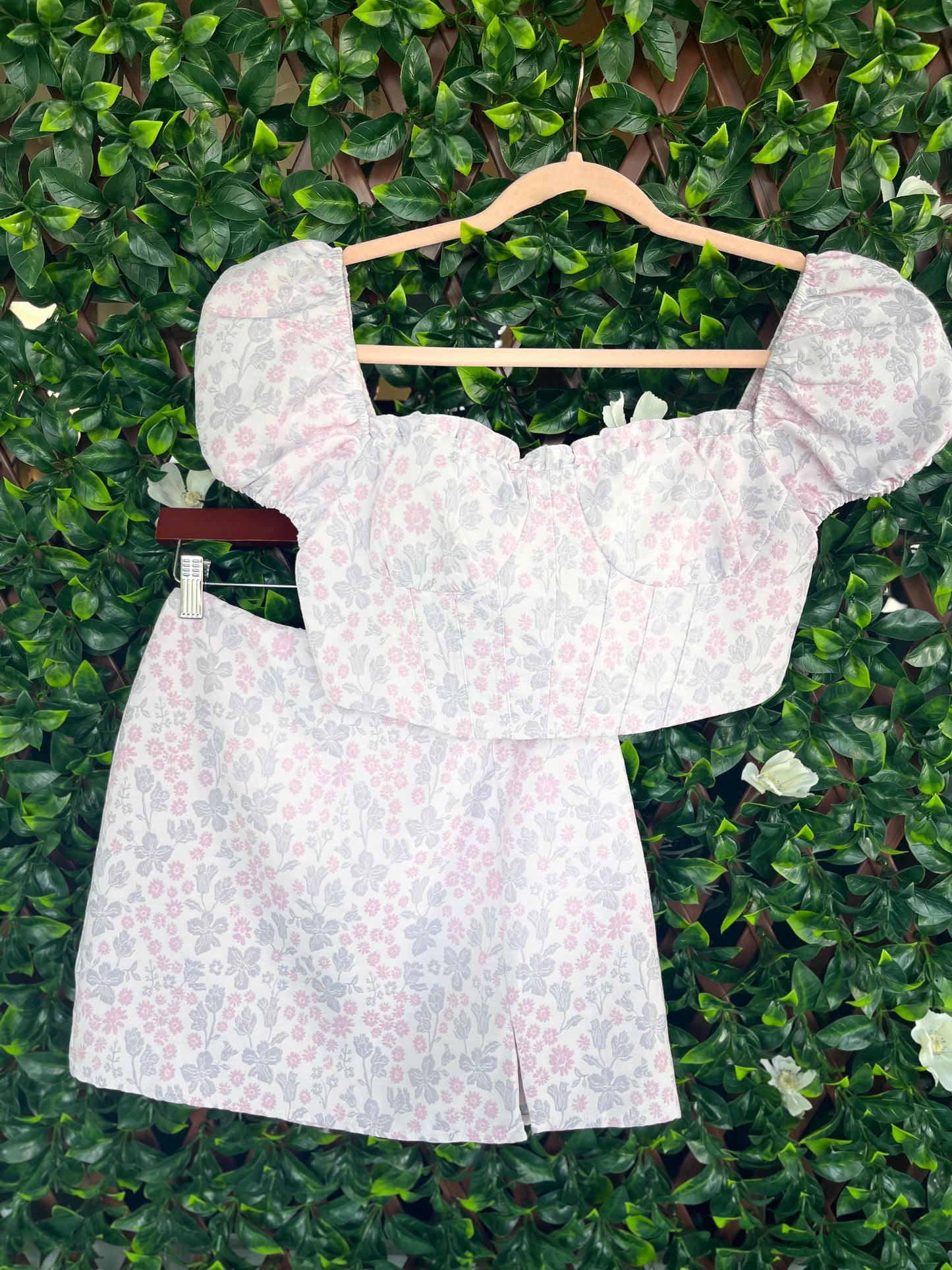 A16-Two Piece Floral Skirt Set