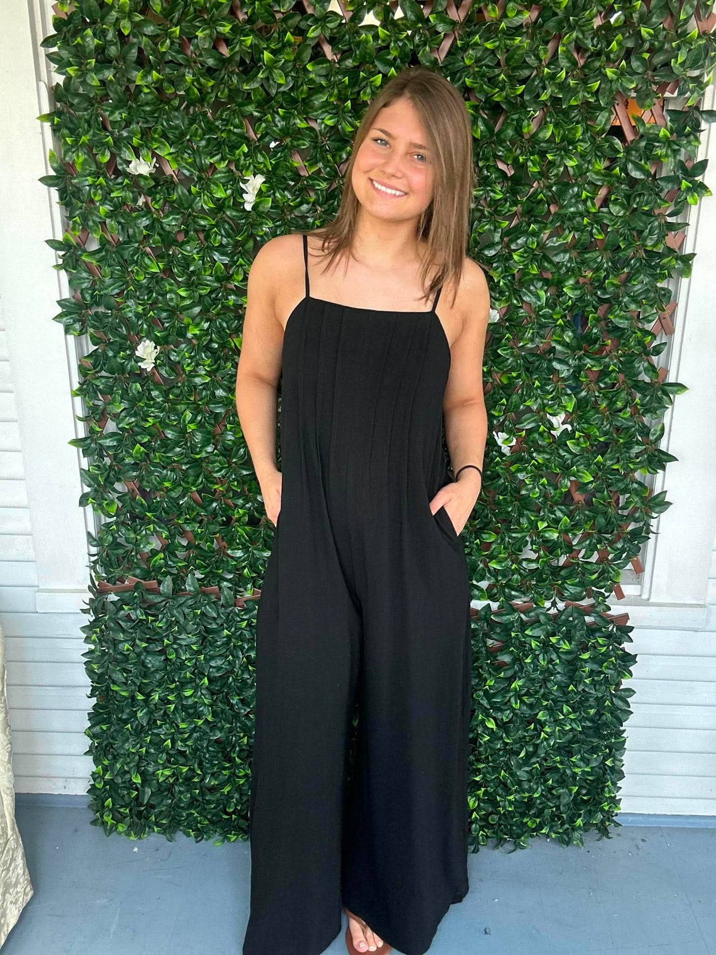 Sleeveless Pleated Detail Jumpsuit
